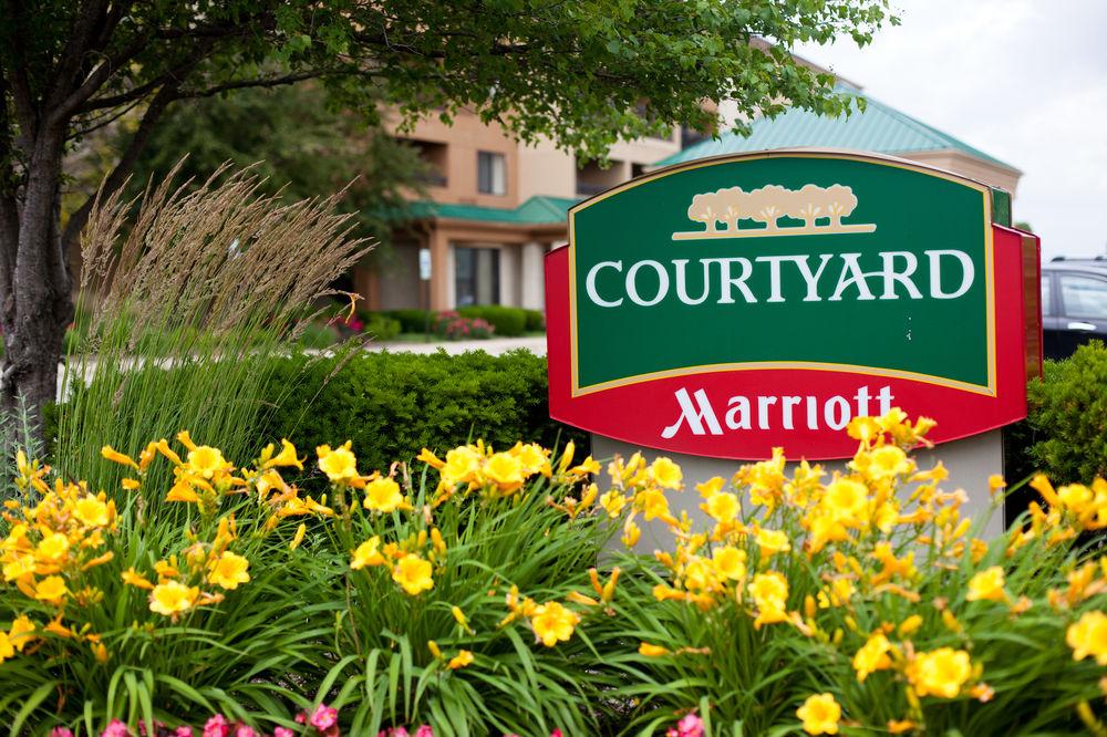 Hotel Courtyard Chicago St. Charles Saint Charles Exteriér fotografie